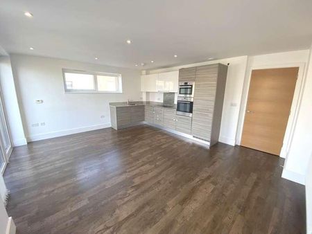 Letchworth Road, Stanmore, HA7 - Photo 2