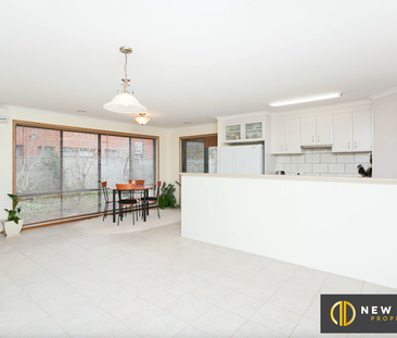8 Pemberton Place, Jerrabomberra NSW 2619 - House For Rent | Domain - Photo 2