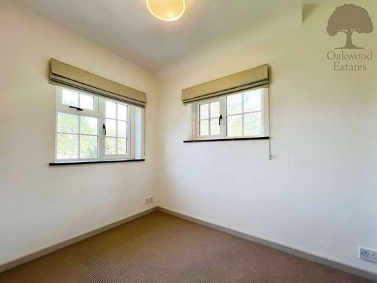 Hedgerley Lane, Gerrards Cross, SL9 - Photo 1