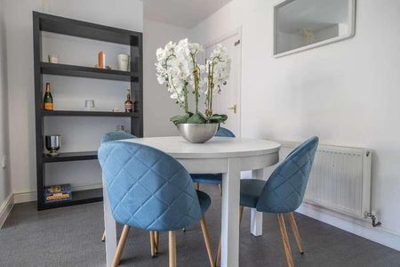 High Street, Harborne, Birmingham, West Midlands, B17 - Photo 5