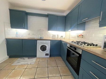 Apt 6, Locksley Lane, Upper Lisburn Road, Finaghy, Belfast, BT10 0BB - Photo 4