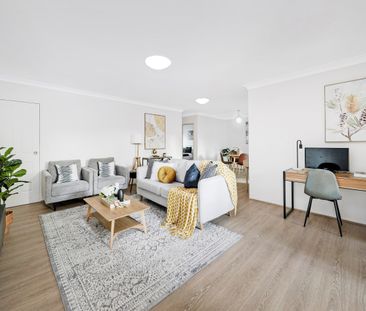 Spacious Two (2) Bed Unit - heart of Beverly Hills - Photo 1