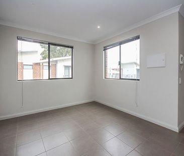 2x2 APARTMENT LIVING (WATER USAGE & GAS INCLUDED) - Photo 1