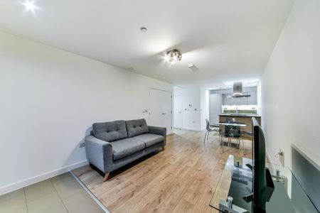 1 bedroom flat to rent - Photo 2