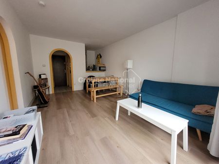 Location Appartement 2 pièces 37m² - Photo 2
