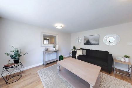 For Lease - 19 Kent Street Unit# 2, Kingston, Ontario - Photo 2