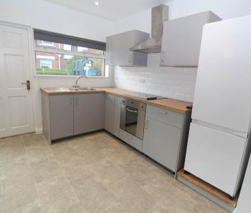 14 Church Drive, Bangor, BT20 3EE - Photo 2