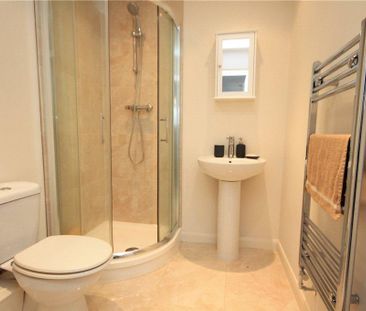 1 bedroom in a house share to rent - Photo 5