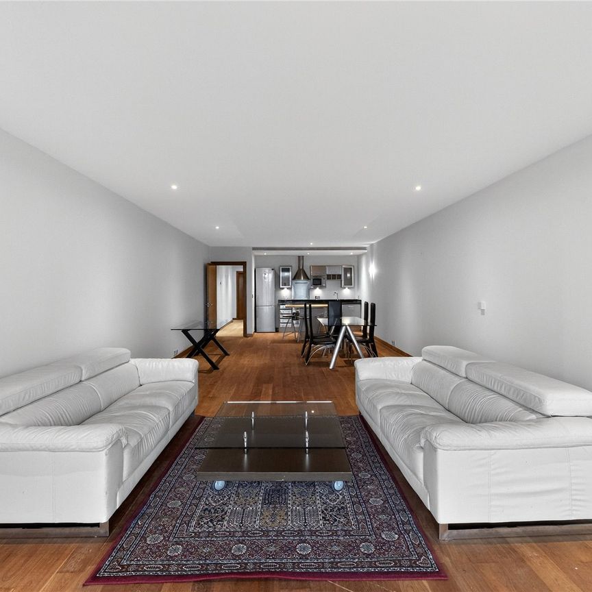 Queenstown Road, London, SW11 8NP - Photo 1