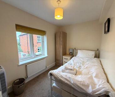 3 bedroom semi-detached to let - Photo 5