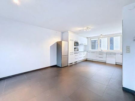 Ruim en centraal gelegen appartement - Photo 4