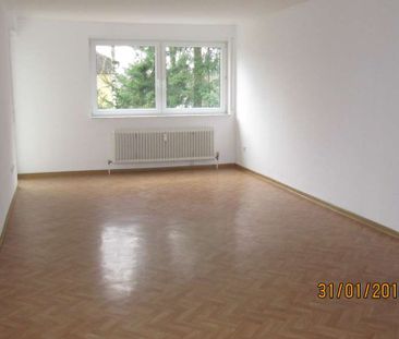 Schöne 3-Zimmer-Wohnung mit Balkon und Garage in KL-Bännjerrück - Photo 1