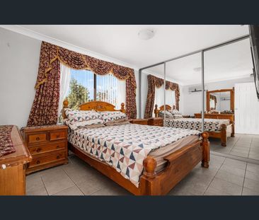 17 Trout Place, St Clair, NSW 2759 - Photo 4