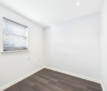 1 bedroom Flat in King Street, Maidenhead - Photo 1