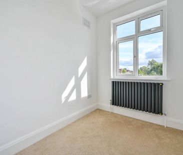 4 bedroom semi-detached house to rent - Photo 6