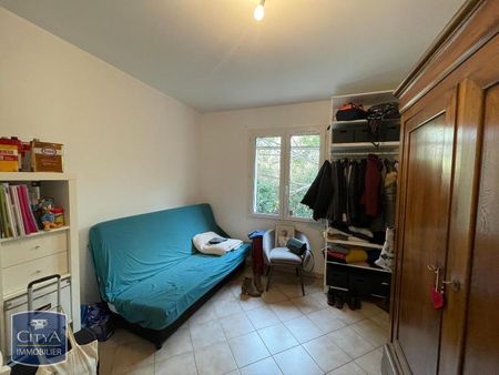 Location Maison 5 pièces 110m² PERNES LES FONTAINES 84210 - Photo 4