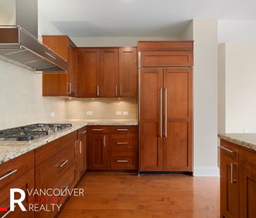 Condo in West Vancouver, BC - Photo 5