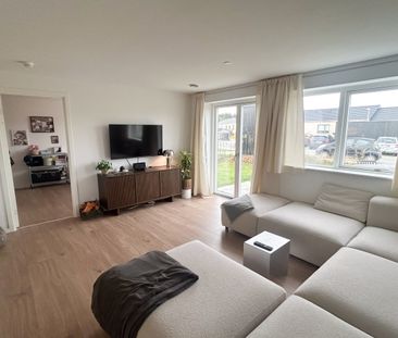 Moderne 4-værelses rækkehus til leje i Svenstrup J - Photo 1