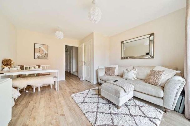 Banbury, Oxfordshire, OX16 - Photo 1