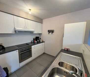 Instapklaar appartement met 2 slaapkamers en garage te Torhout - Photo 2