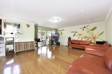 95A Juno Parade, Greenacre. - Photo 2