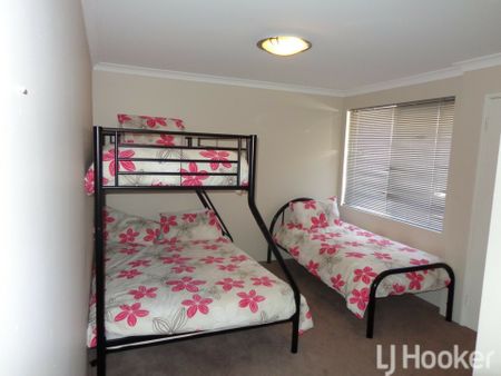 Perfect Peace On The Canals! - Photo 5