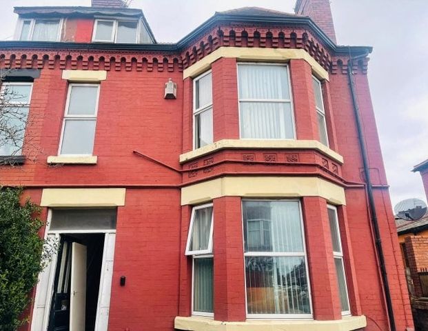 Warbreck Moor, Aintree, L9 4RR - Photo 1