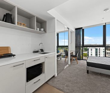 Experience luxury River living in the High lvl - Photo 1