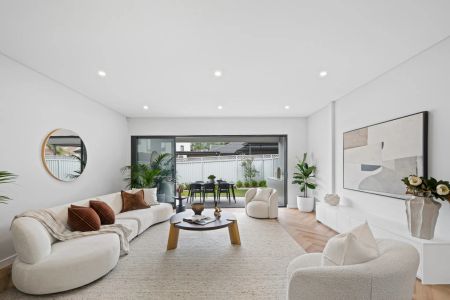 Brand-New Luxury Duplex with Spacious Family Appeal - Photo 5