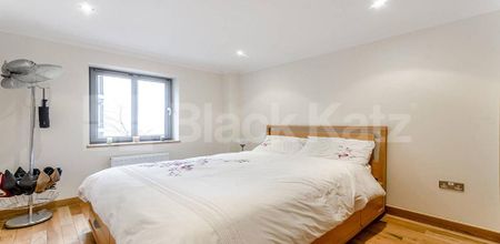 2 Bedroom, 1 bath, 1 reception Flat - Photo 3