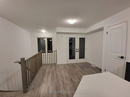 Property For Lease | S8254128 - Photo 4