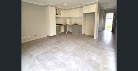 Cozy One Bedroom Granny Flat - Walking Distance to Amenities - Photo 2