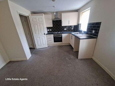 Junction Lane, St. Helens, WA9 - Photo 4