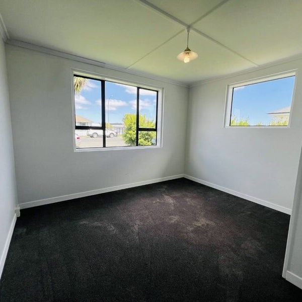 Kew, 2 bedrooms, $420 pw - Photo 1