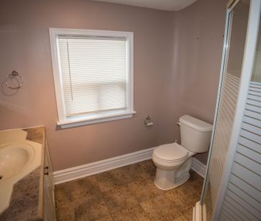 For Lease - 2809 Victoria Park Avenue Unit# Upper, Toronto, Ontario - Photo 3