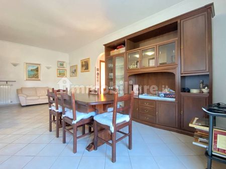 Trilocale via Sardegna 3, Centro, Genzano di Roma - Photo 3