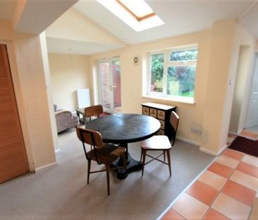 Wavell Way, Cambridge £2,250 pcm ⓘ The monthly or weekly payment re... - Photo 6