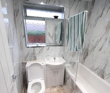 2 bedroom bungalow to rent - Photo 6