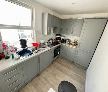 House share to rent - Photo 3