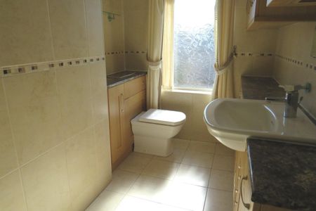 North Road - Photo 3