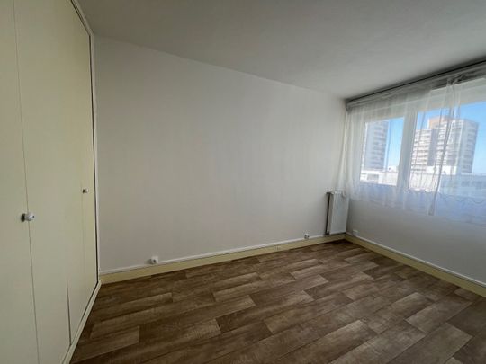 Apartment - Photo 1