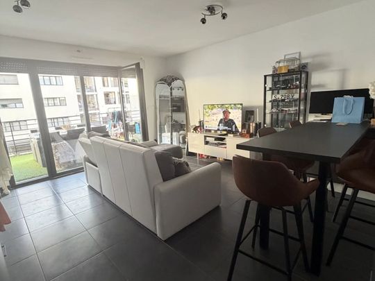 Location Appartement 2 pièces 44 m2 à Aix-en-Provence - Photo 1
