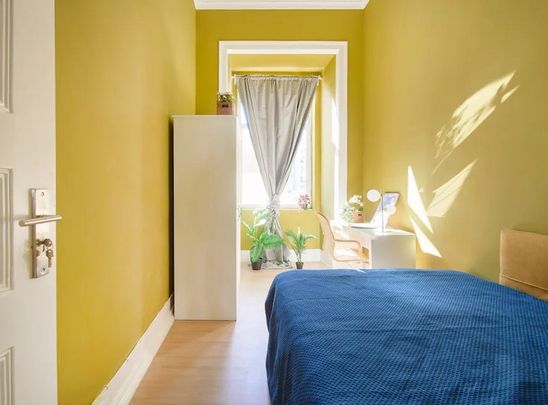 Largo Vitorino Damásio, Lisbon, Lisbon 1200-872 - Photo 1