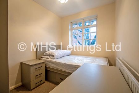 3 Bedroom Mid Terraced House for rent in North Grange Mews - Photo 4
