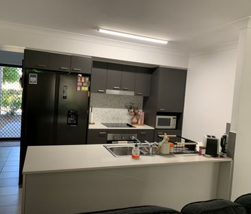 MODERN TOWN HOUSES AVAILABLE 14/02/2026 - Photo 2