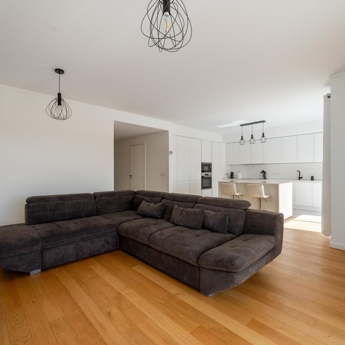 2 Bedroom Apartment with parking, Estoril, Cascais - Photo 1