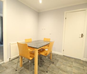 4 bedroom bungalow to rent - Photo 3