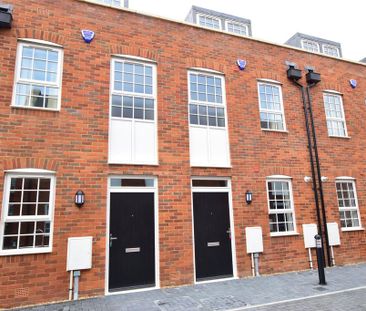 3 bedroom end of terrace house to rent - Photo 2