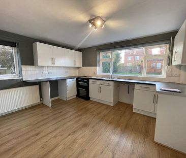 3 bedroom house to rent - Photo 2