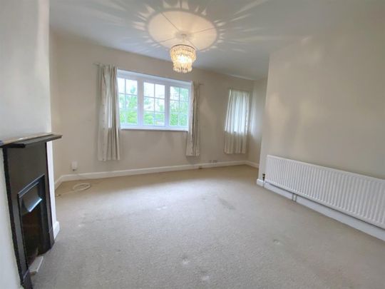 Hay Green Lane, Bournville, Birmingham, B30 1RG - Photo 1